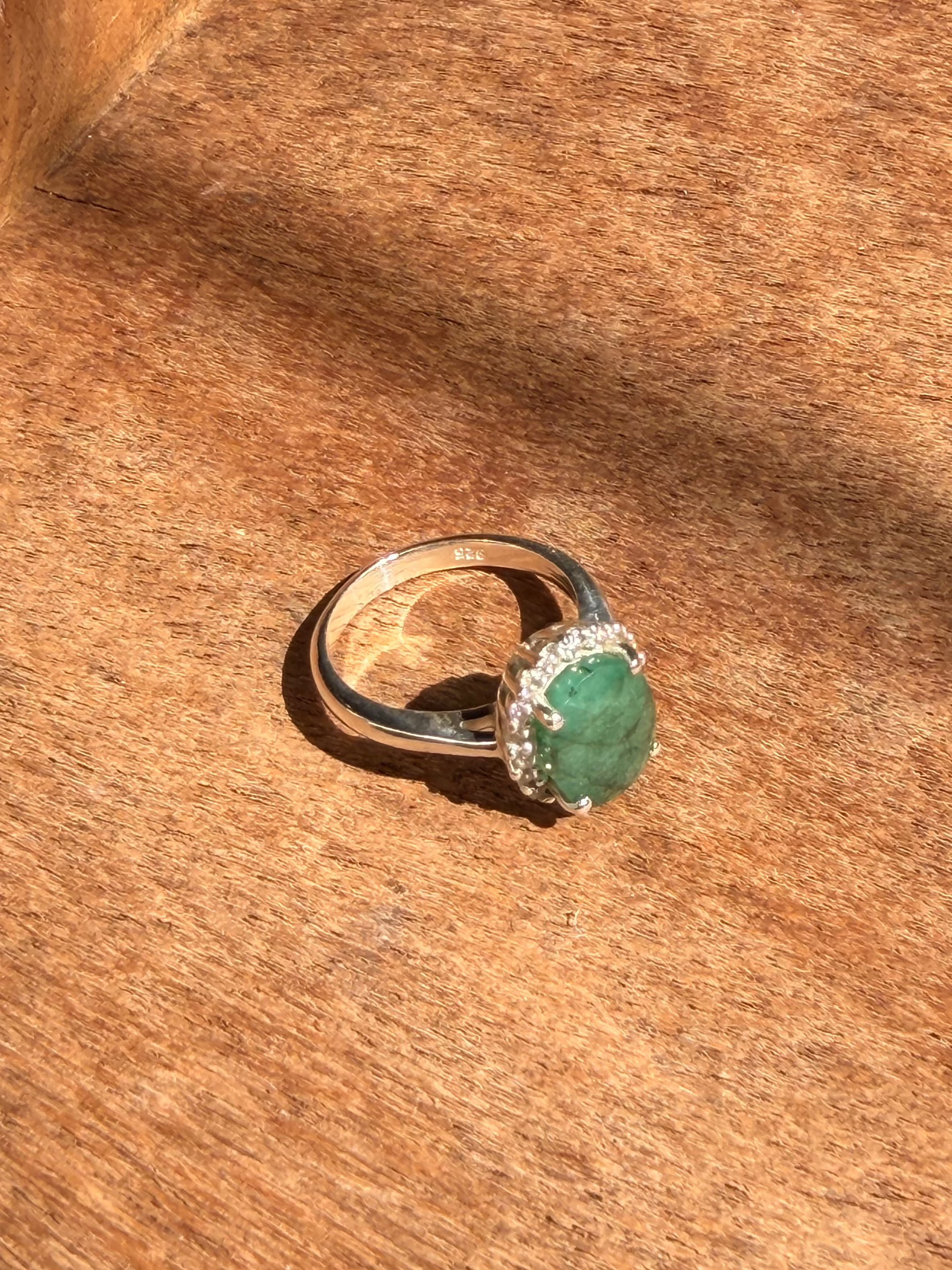 Emerald Flower Ring