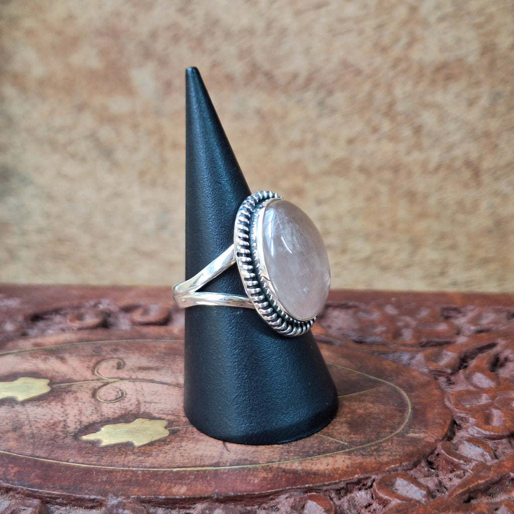 Rose Quartz Rope Detail Cabochon Ring Size 53
