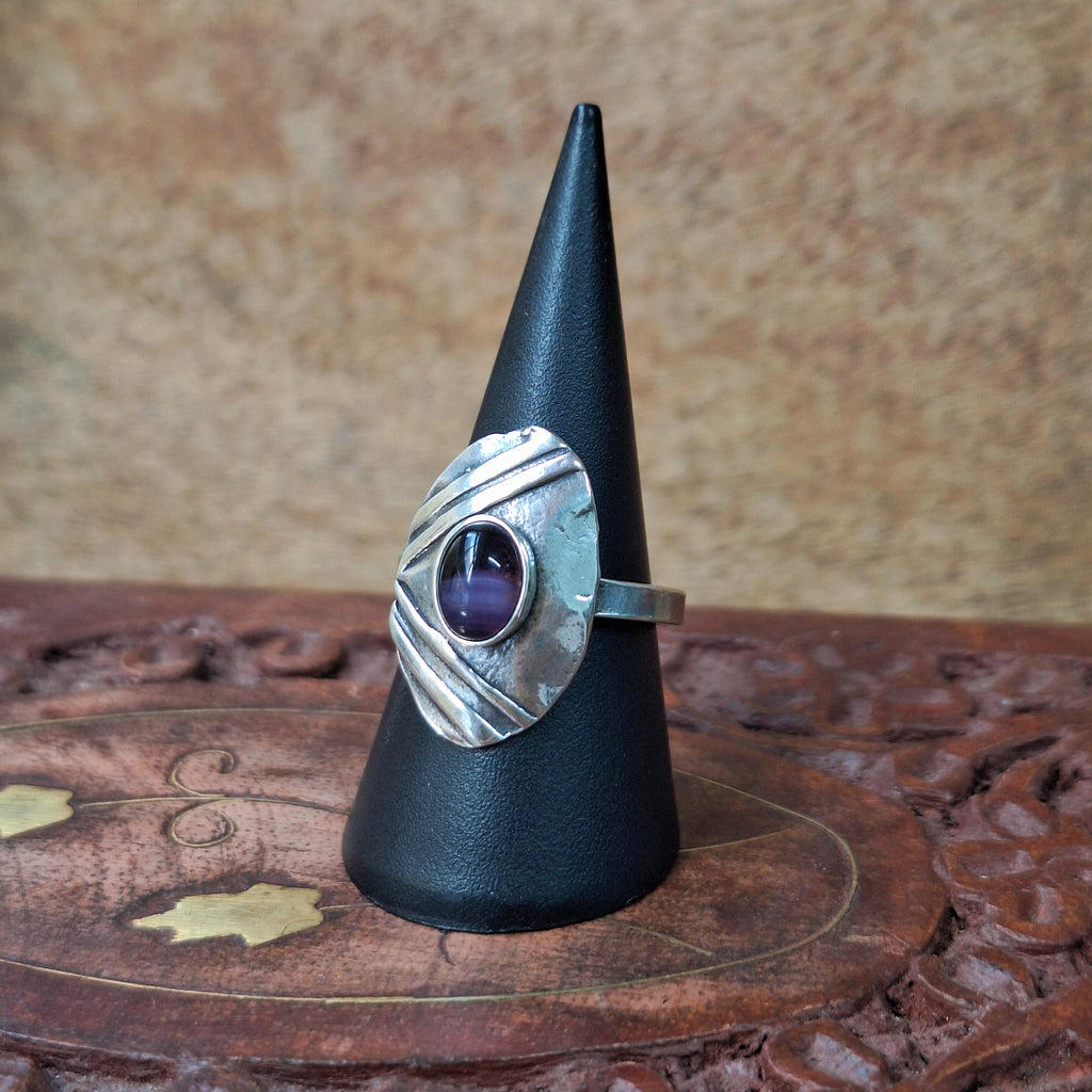 Amethyst Modernist Shield Detail Cabochon Ring Size 57