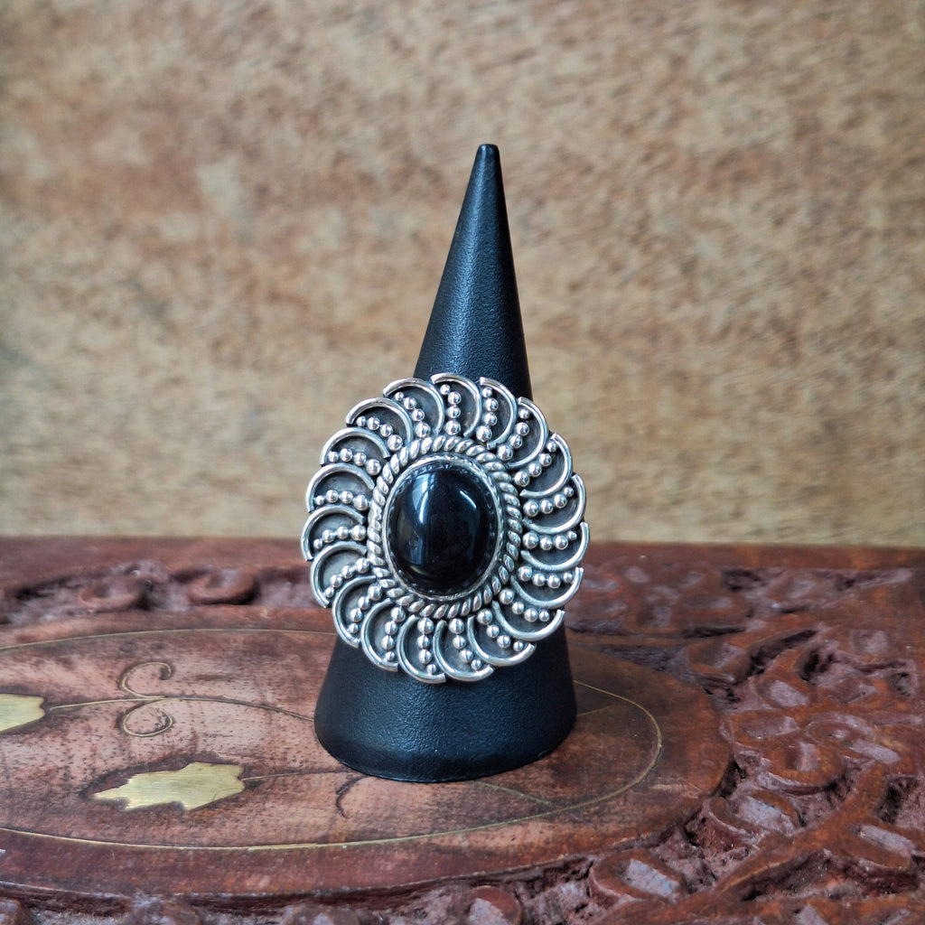 Black Onyx Sun Detail Cabochon Ring Size 57