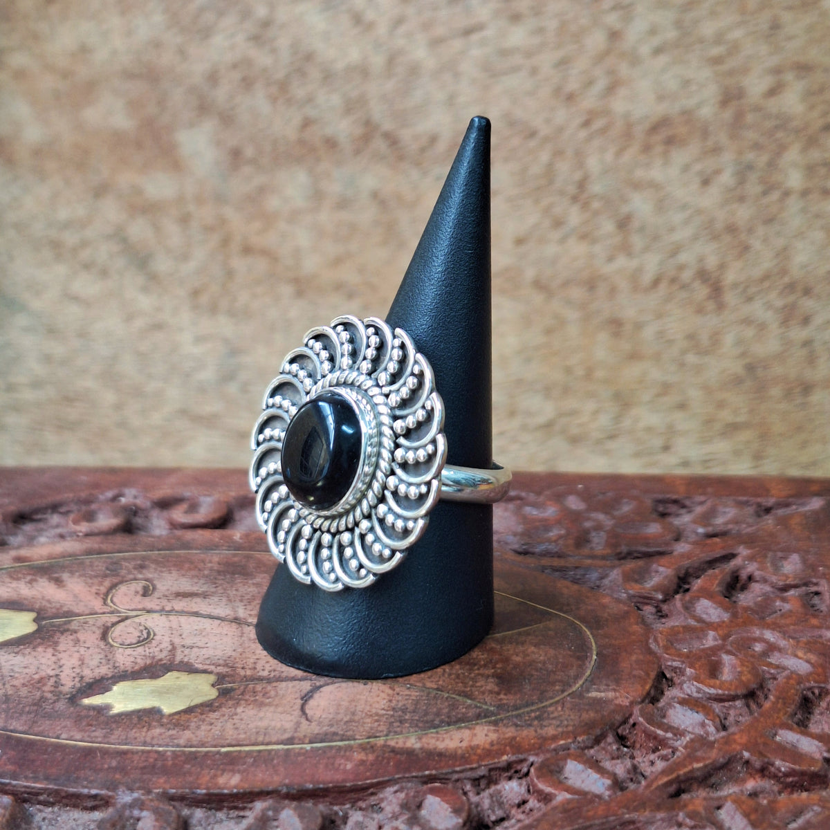 Black Onyx Sun Detail Cabochon Ring Size 57