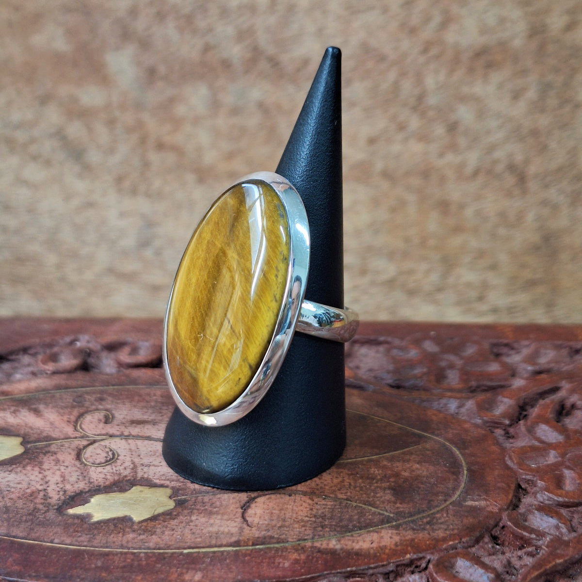 Golden Tiger's Eye Cabochon Oval Ring Size 55