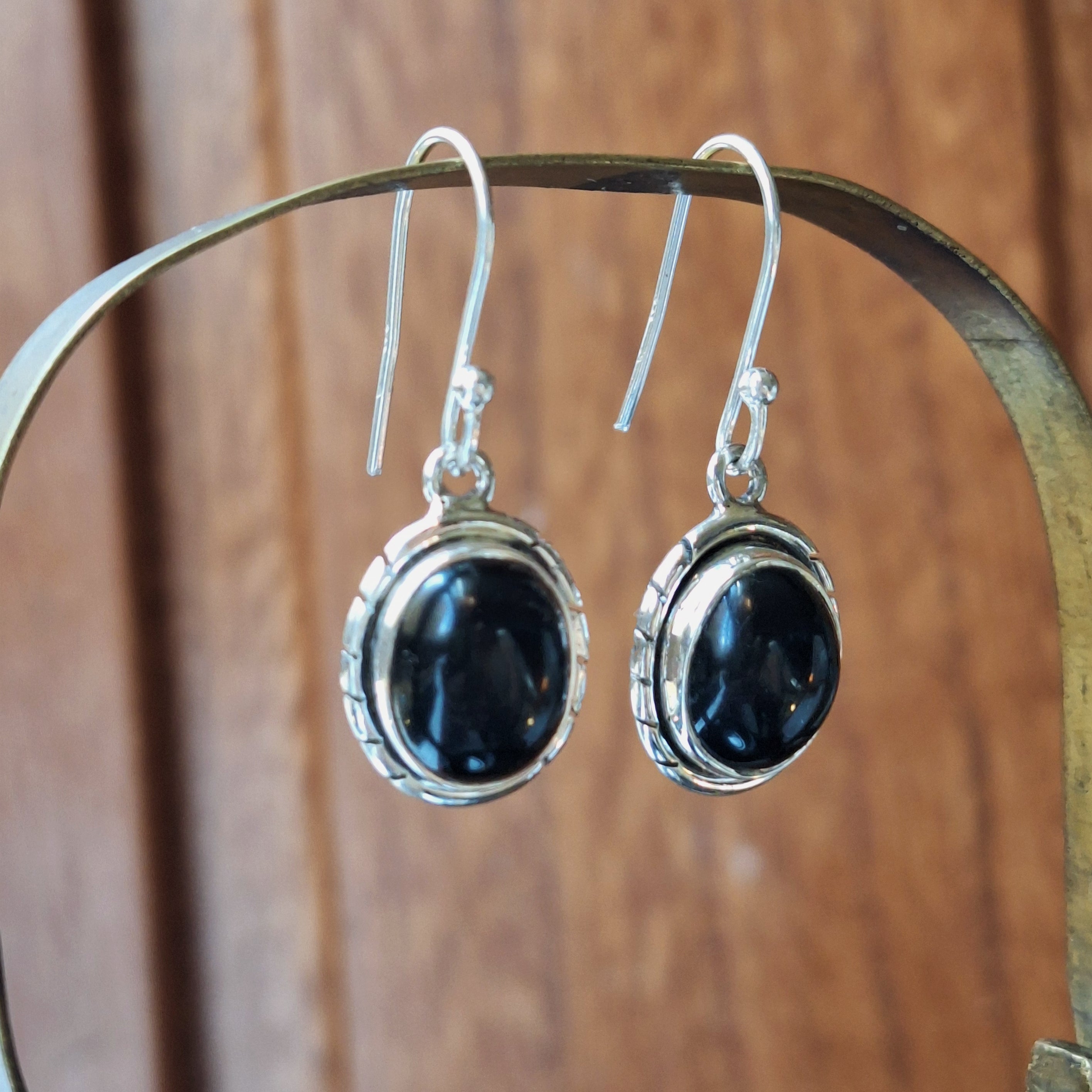 Black Onyx Oval Rope Detail Earrings